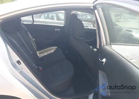 2014 Kia Forte Lx из США, поврежденный, VIN KNAFK4A69E5125634